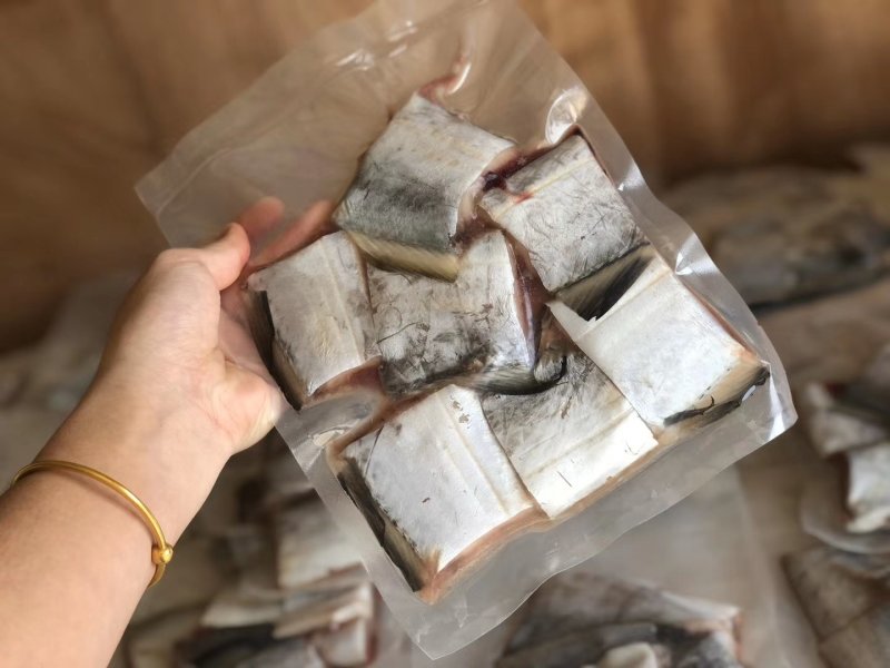 大厚带，怎么吃都得劲青张大带鱼，早班小船刚刚钓回一筐