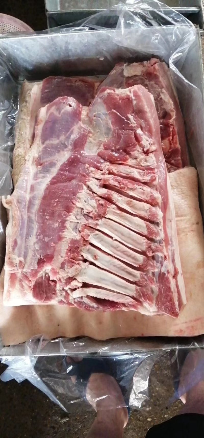 猪副产品挑骨新鲜五花肉
