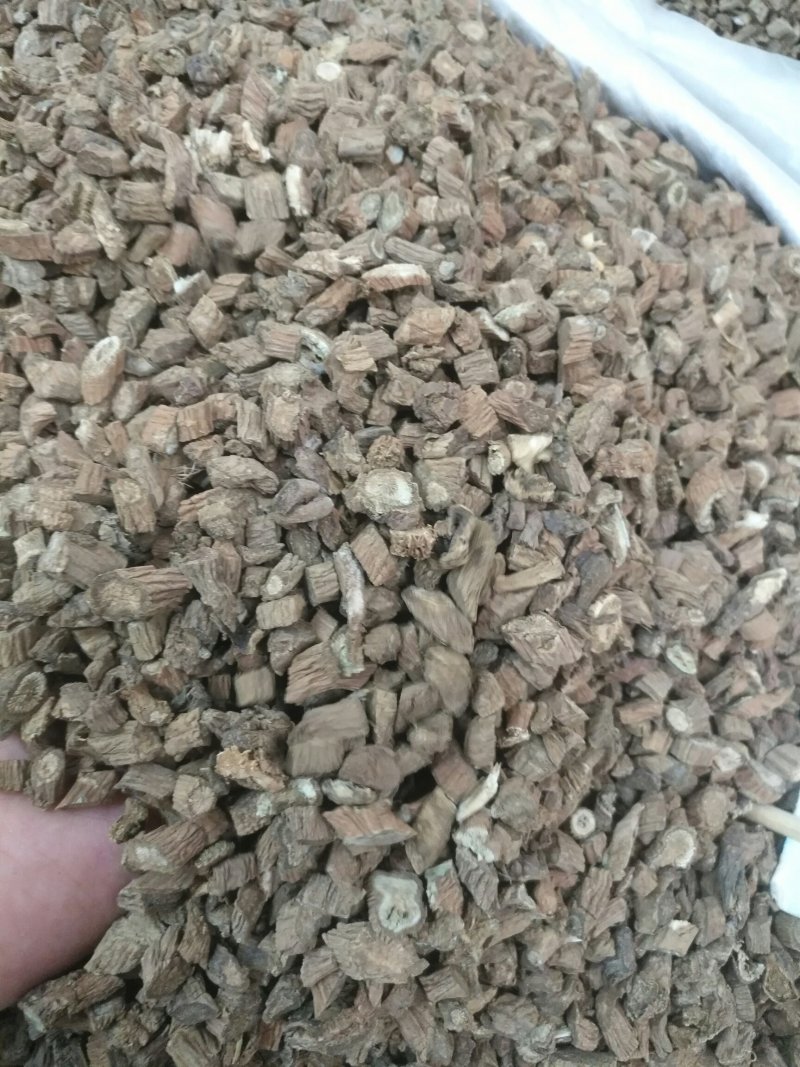 续断，选装，统货都有，欢迎咨询