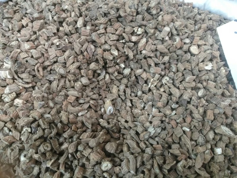 续断，选装，统货都有，欢迎咨询