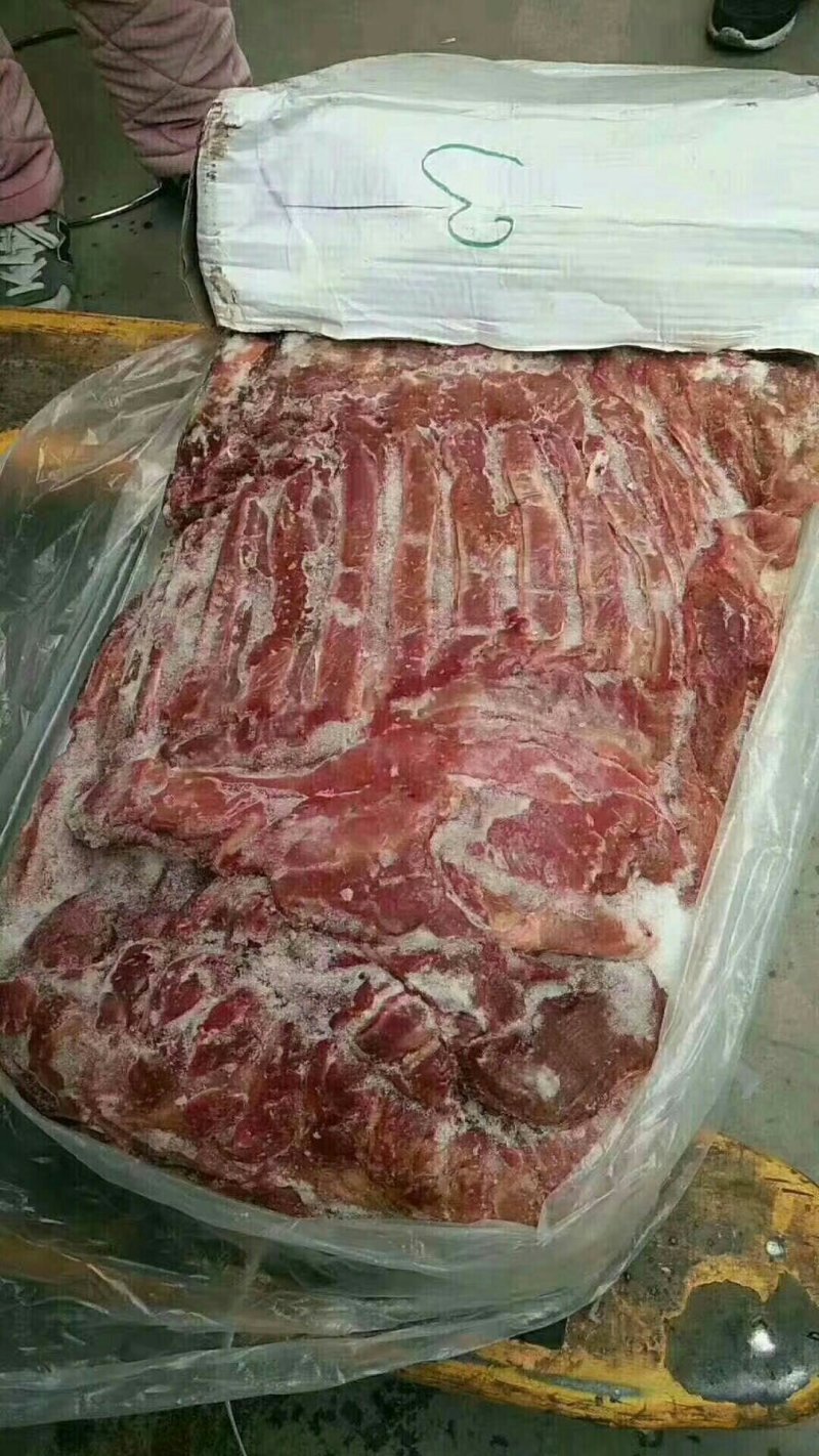畜牧冻品请选购优质驴肉马肉板肠下水