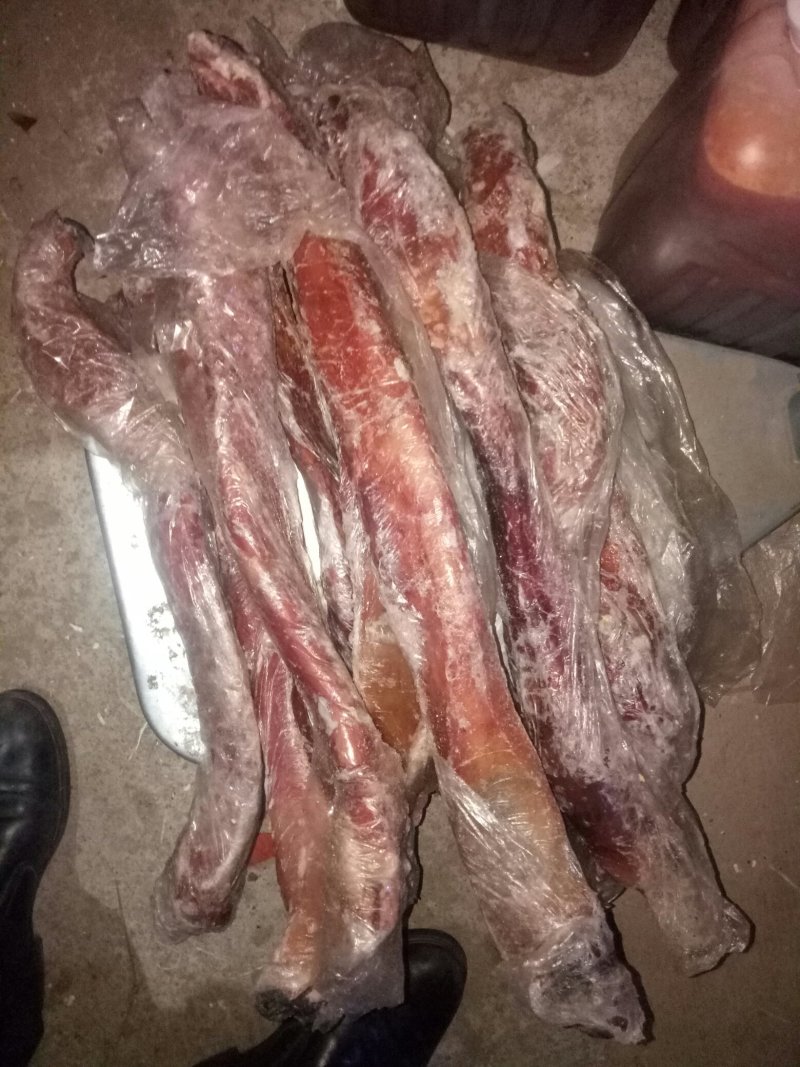 畜牧冻品请选购优质驴肉马肉板肠下水