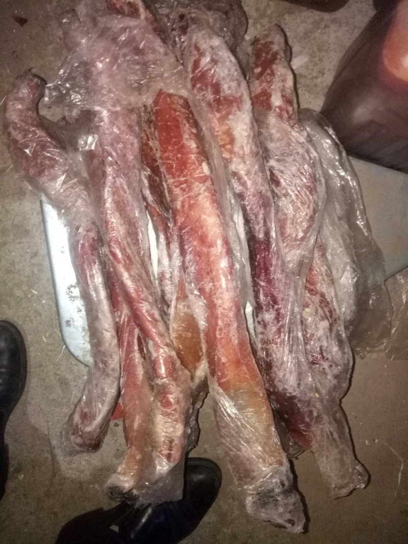 畜牧冻品请选购优质驴肉马肉板肠下水
