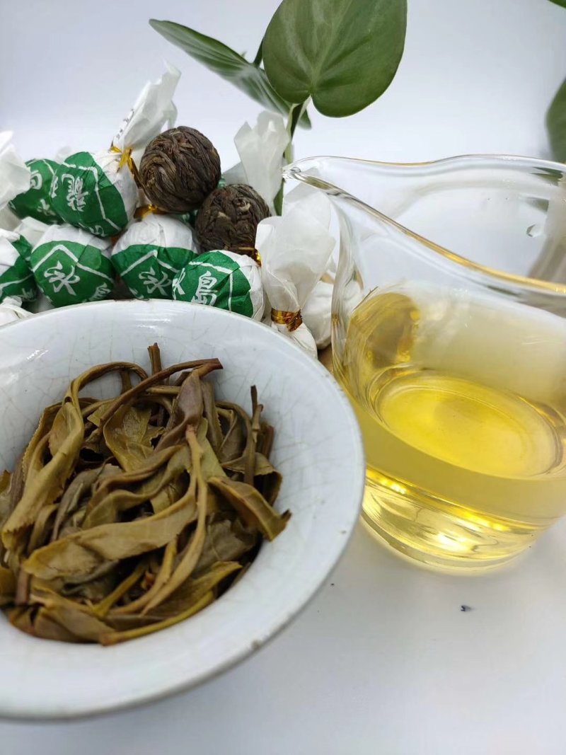 冰岛茶普洱生茶龙珠一次一个方便携带古树茶口感很好