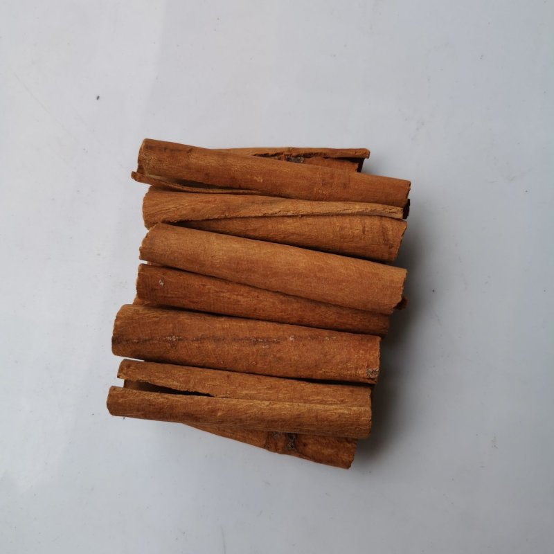 广西桂皮工艺品烟桂批发玉桂干货