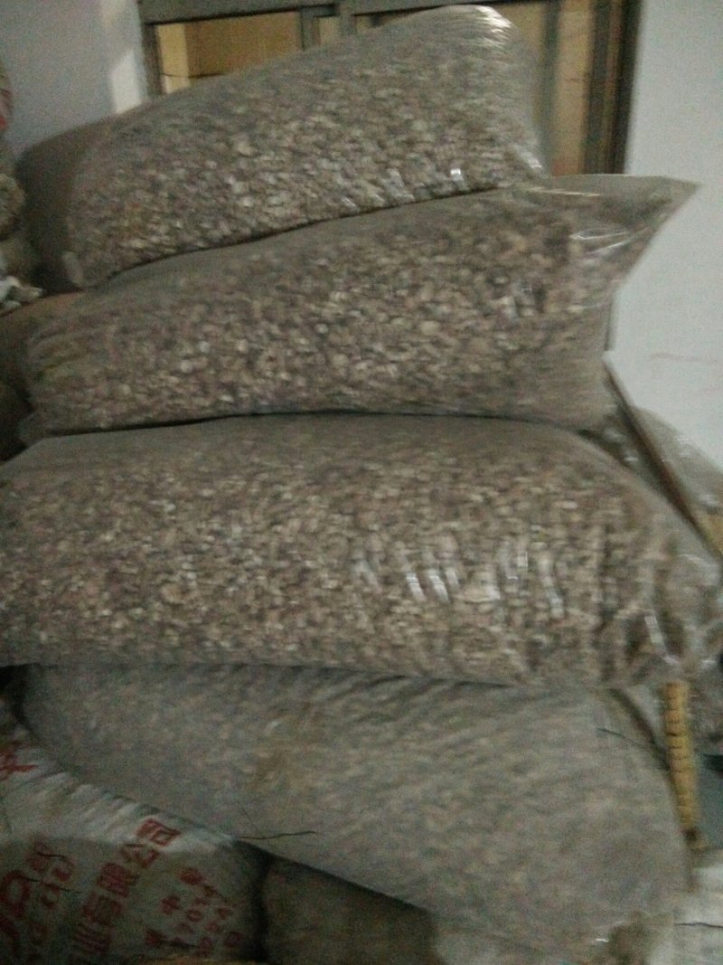 河南内乡香菇腿各种规格，年供应500吨，对接食品加工厂