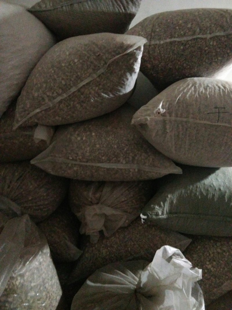 河南内乡香菇腿各种规格，年供应500吨，对接食品加工厂