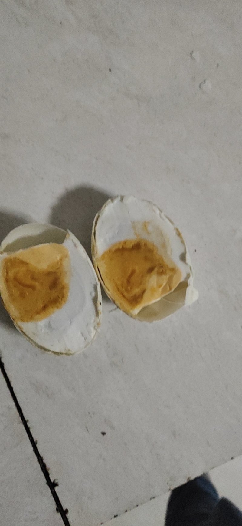 散黄五香烤鸭蛋，烤鸭蛋。