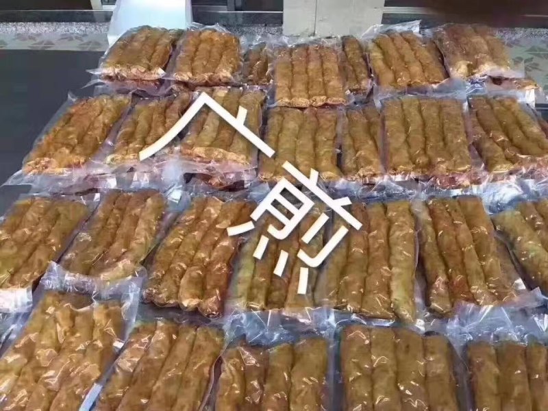 新鲜农家猪肉，精取后腿肉，做出的卷章，