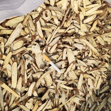 甘草中片，中大片，中大统片