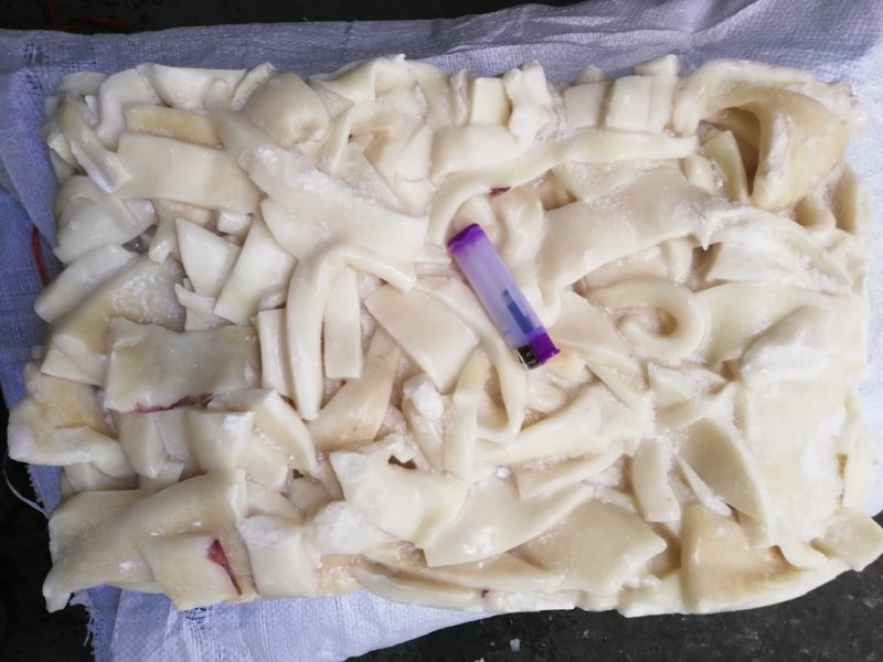 去皮鱿鱼碎肉鱿鱼条新鲜速冻去皮鱿鱼条鱿鱼边角料