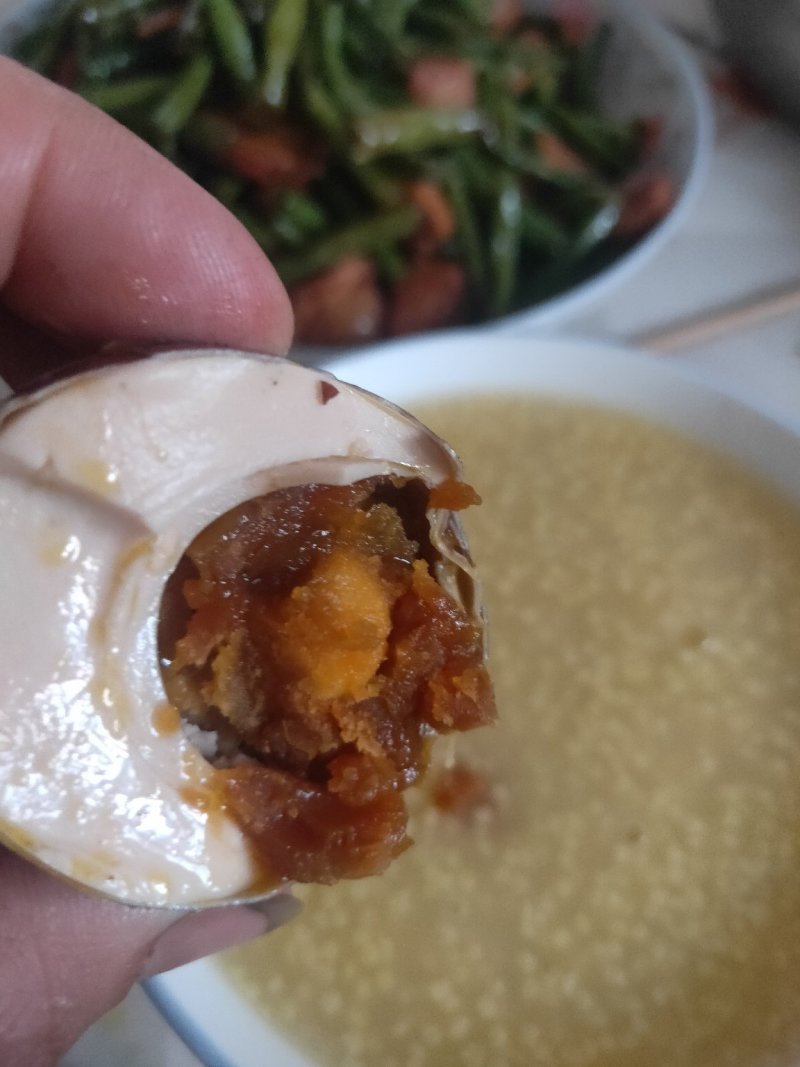破损鸭蛋咸鸭蛋烤鸭蛋
