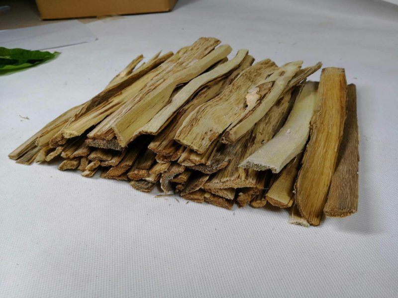 沉香切片，广泛应用药学