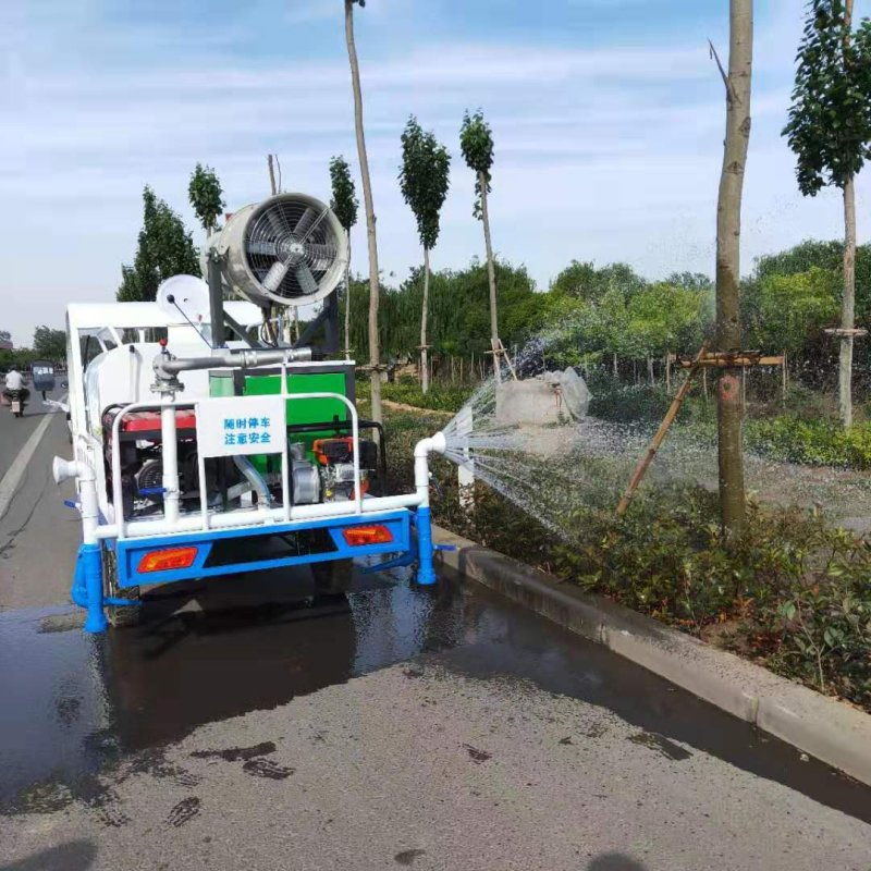 洒水车