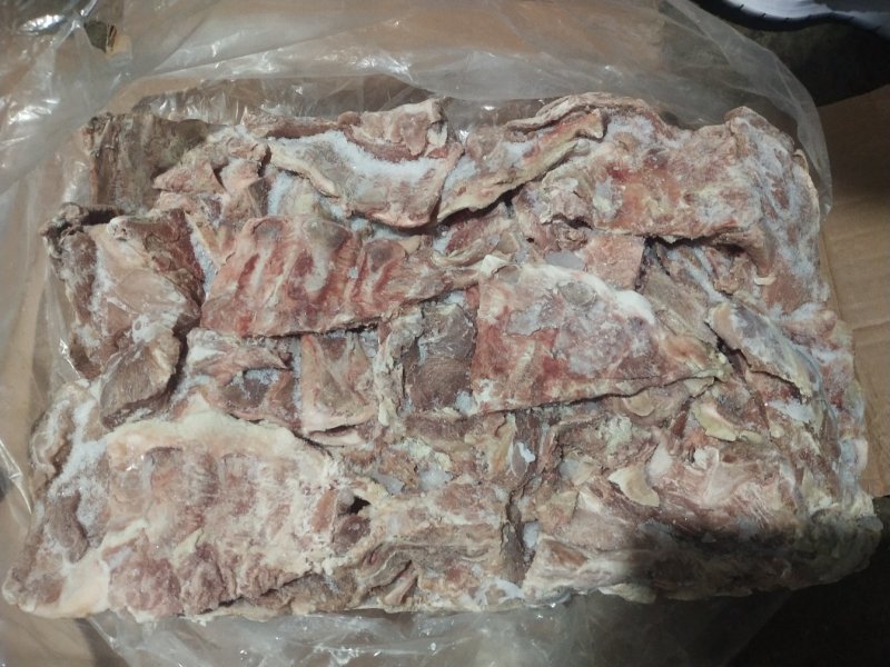 肥猪的分脊骨，飞机翅
