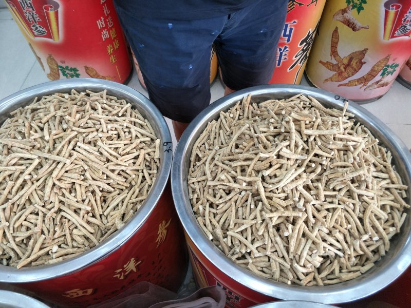 西洋参进口，批发各种规格中药材
