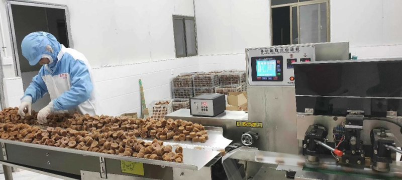 广东热销纯甘蔗红糖，味道鲜香纯正，价格合理！