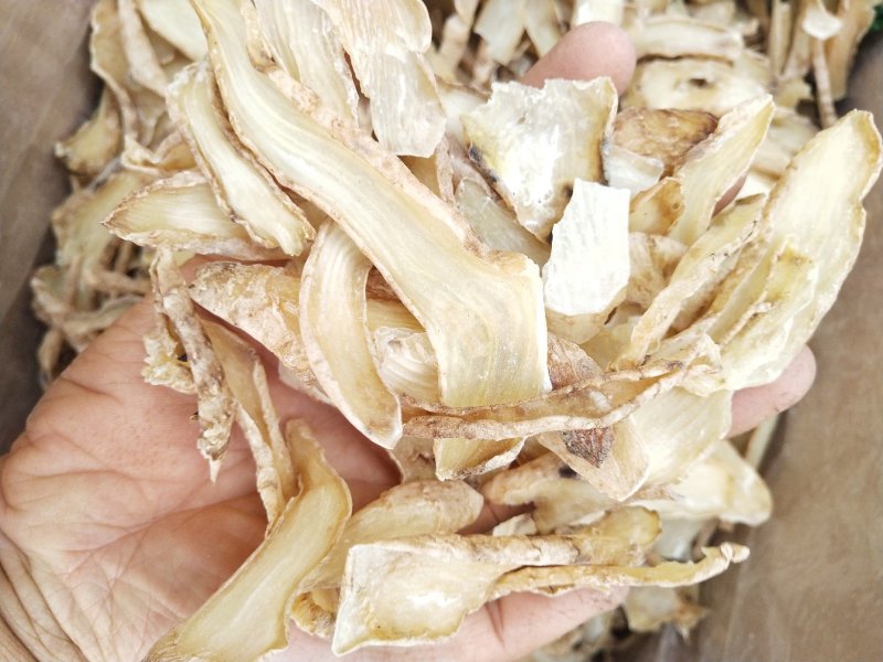 红白天麻片8-15个切片，来自云南昭通彩色自封袋包装包邮