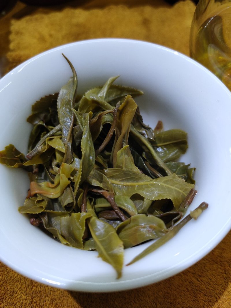 昔归古树茶，2018年，有原料，有饼茶，有龙珠，欢迎定制