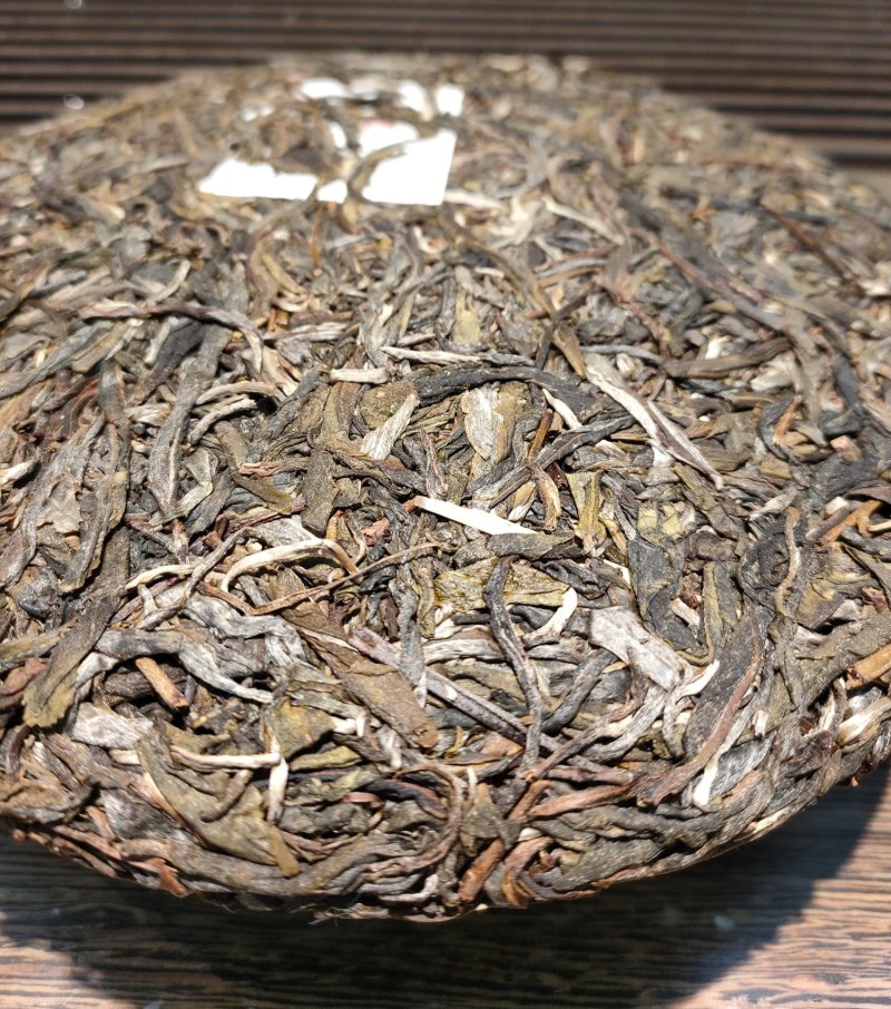 昔归古树茶，2018年，有原料，有饼茶，有龙珠，欢迎定制