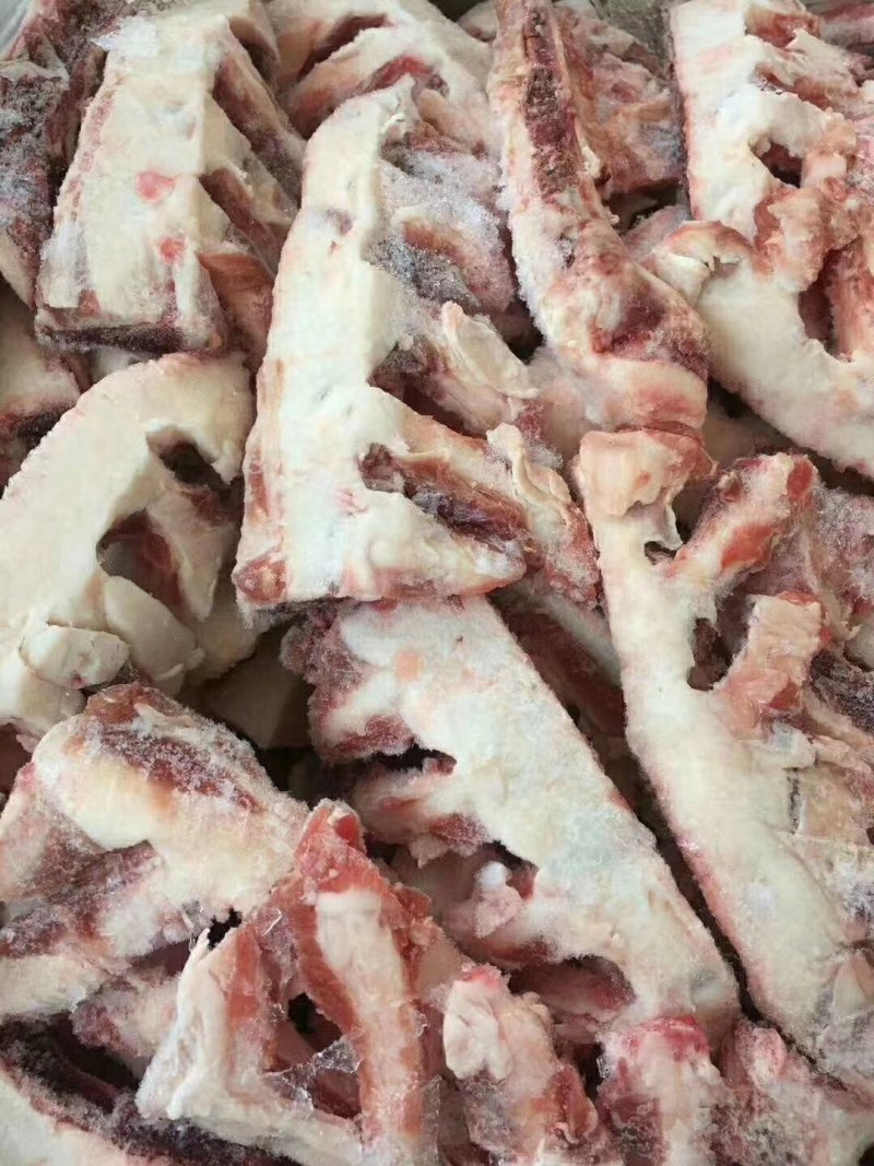 羊骨头，胸骨，叉骨，尾骨，腿骨