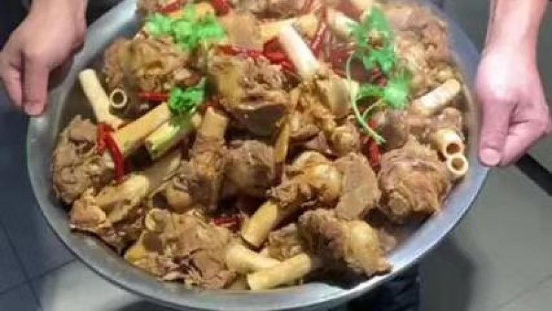羊肱骨，带肉羊棒骨，肉多多