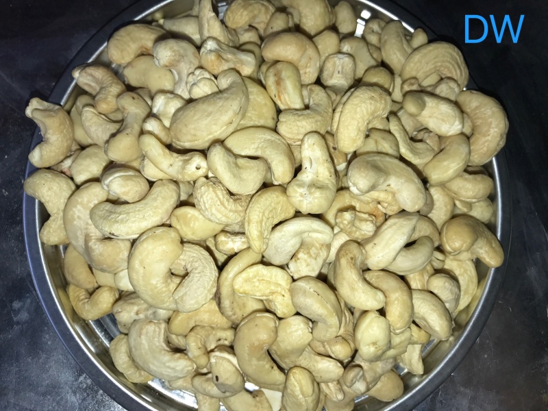 越南生腰果仁批发桶装22.68/KG散装坚果烘焙原料