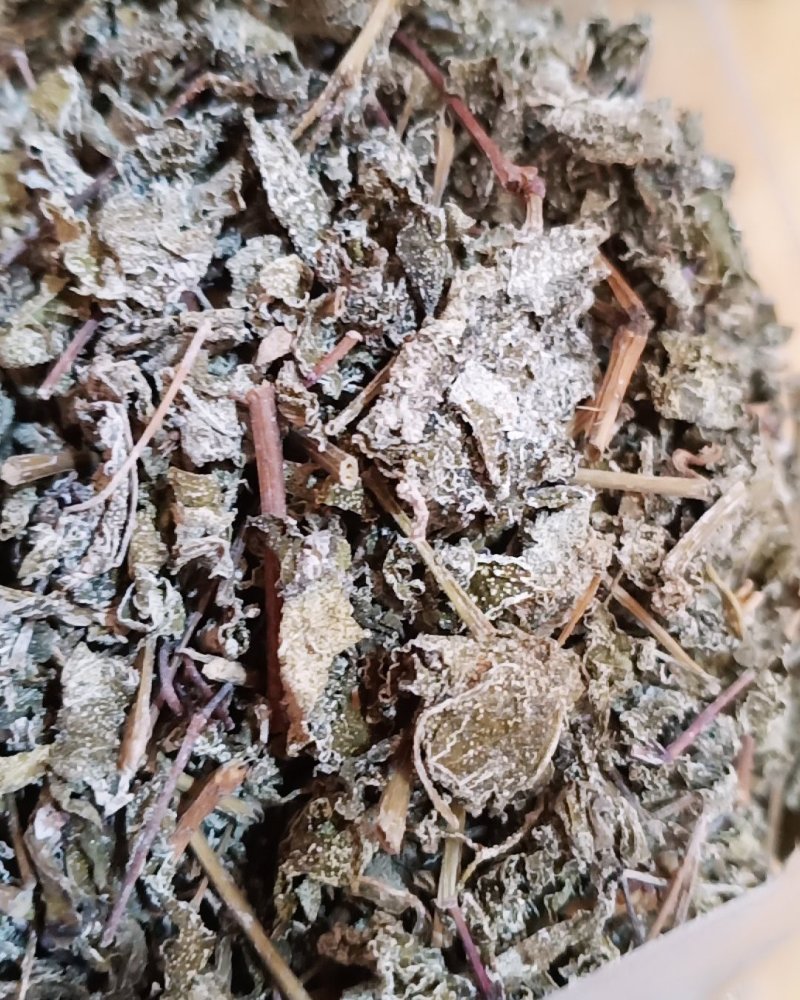 金秀大瑶山土特产“银腾茶”，是好凉茶，夏天可以喝