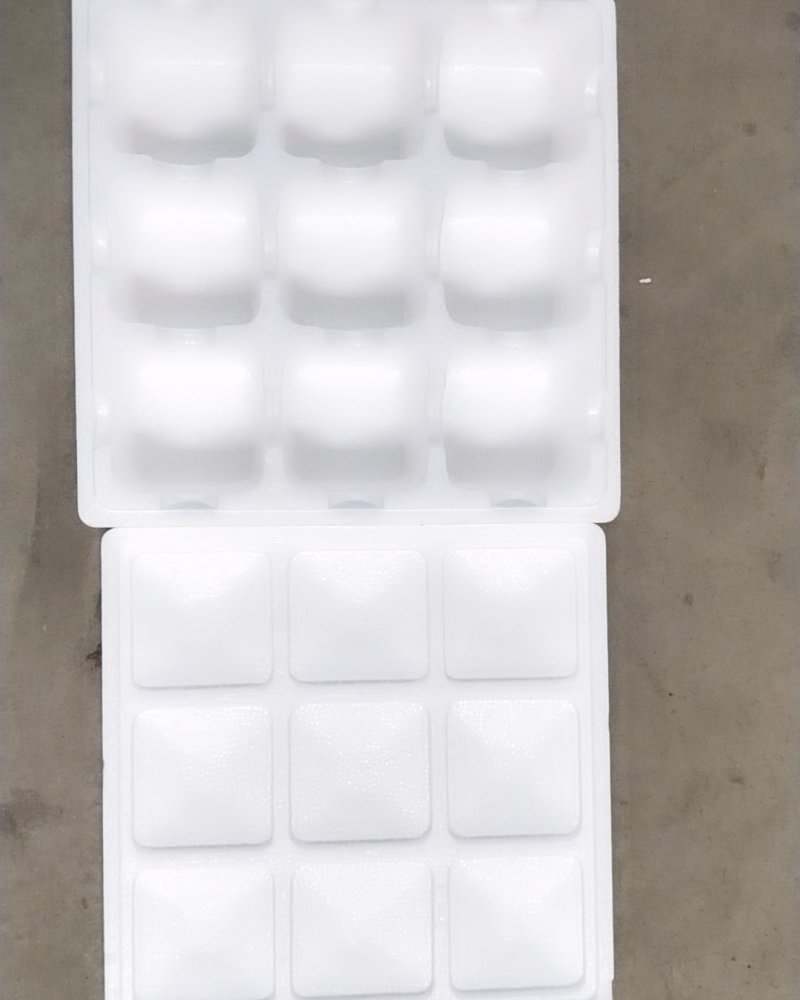 9格
