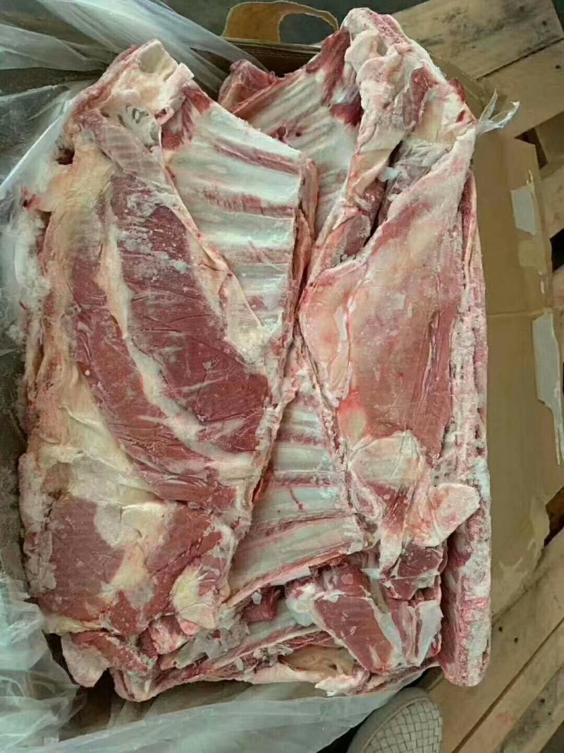 羔羊排，烧烤合适，肉质嫩