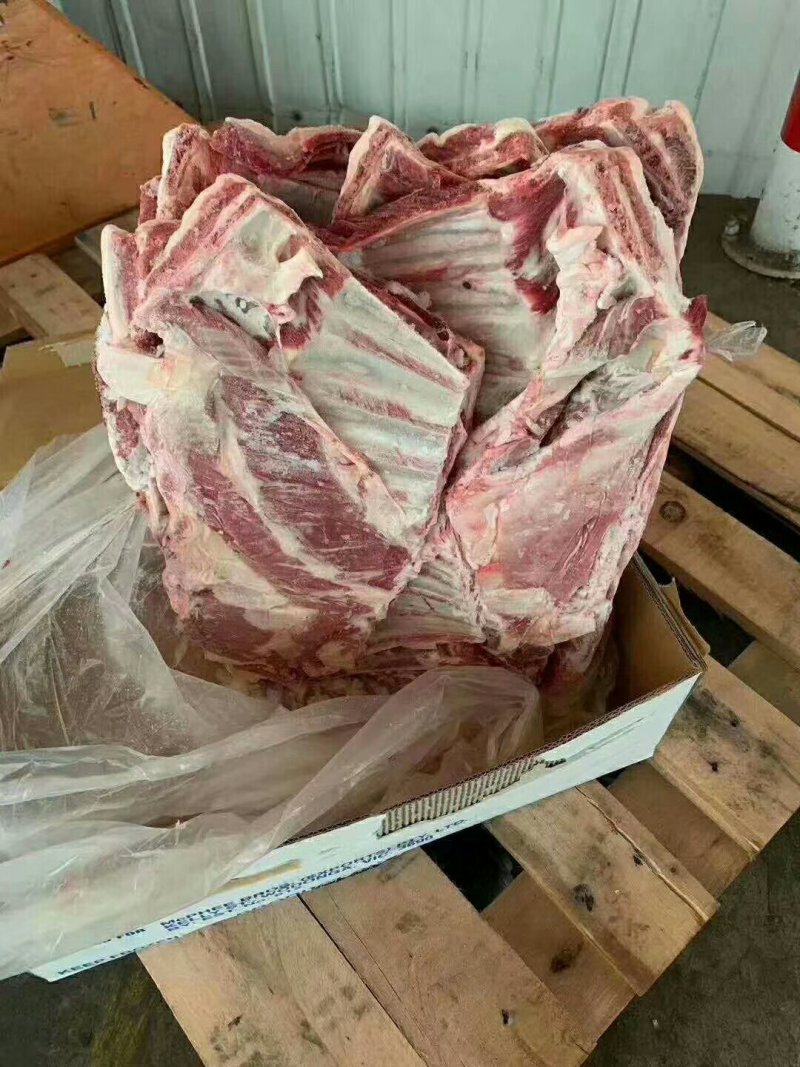 羔羊排，烧烤合适，肉质嫩