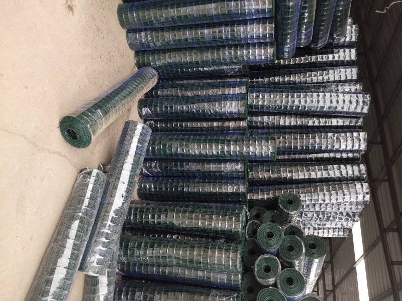 荷兰网果园网铁丝网圈地网护栏网玉米网防护网养殖网鱼塘围网