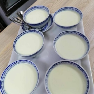 水牛奶，牛初乳