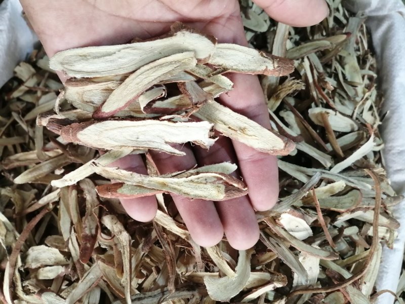 红皮甘草，大片、中大斜片、中小片、小片、杂色皮小片供应
