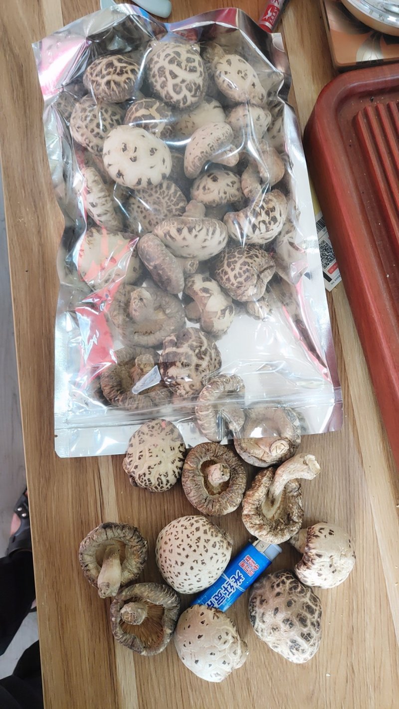 精品各大品种香菇10以上包邮