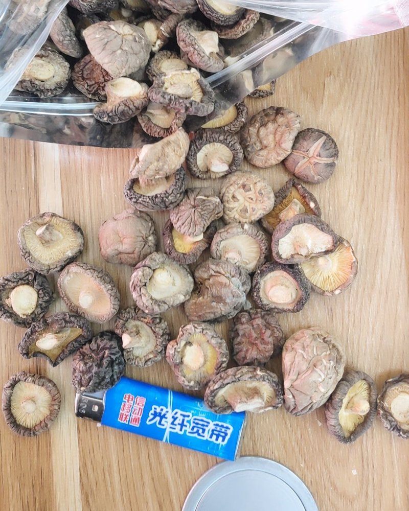 精品各大品种香菇10以上包邮