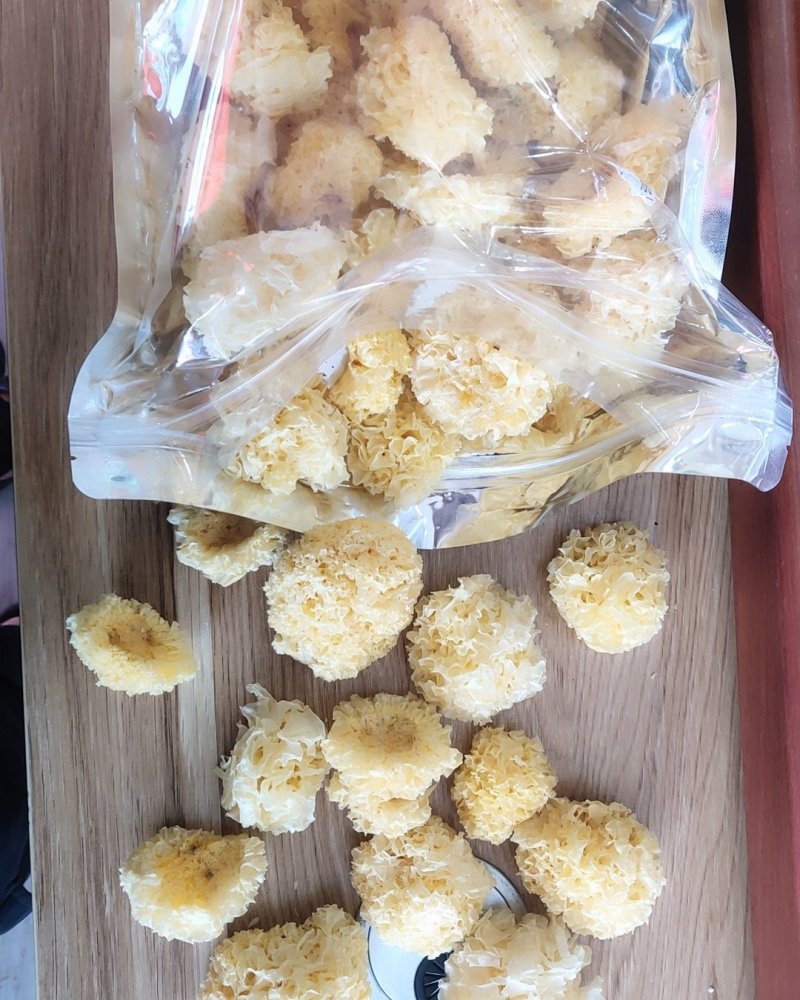 精品段木小银耳10以上包邮