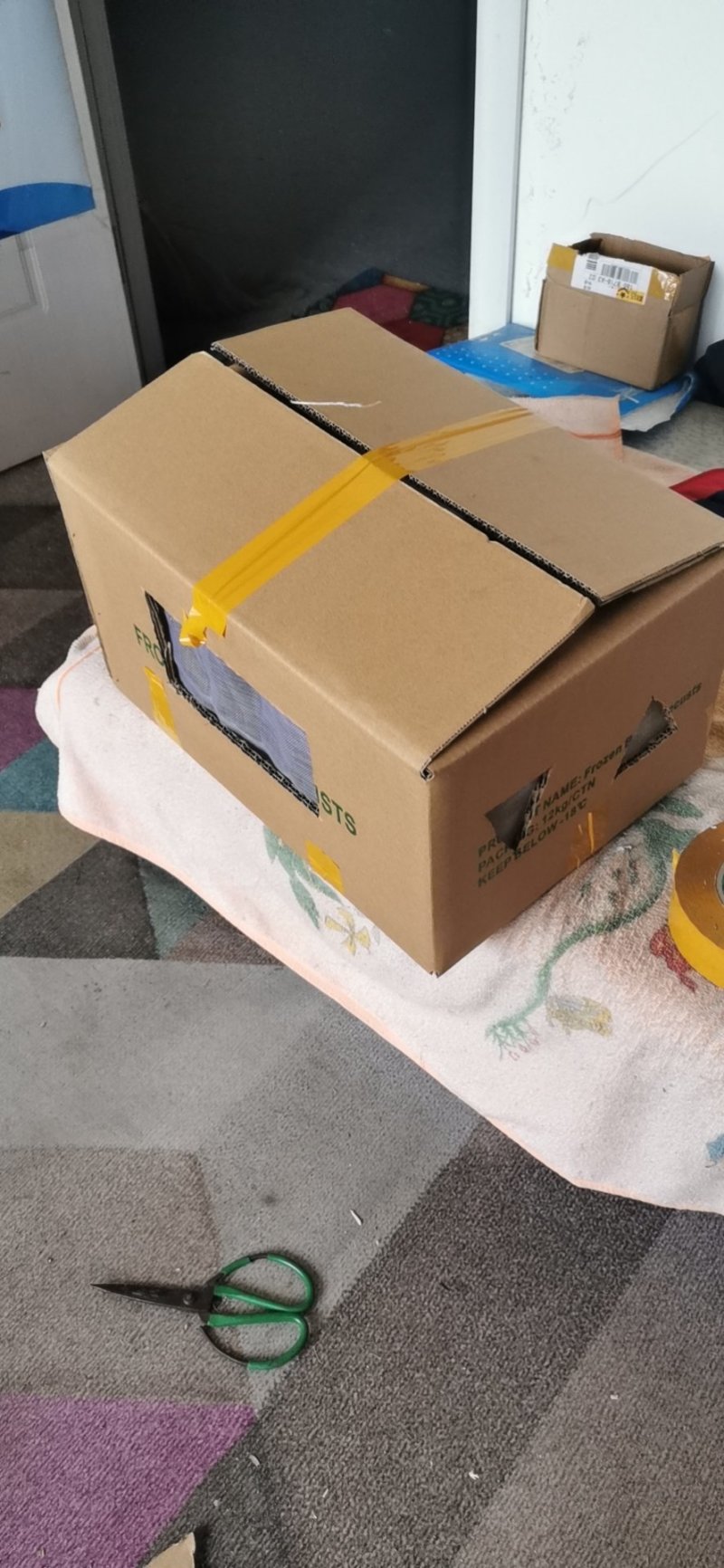 活体，蝗虫，蚂蚱，喂鸟，育蜂专用