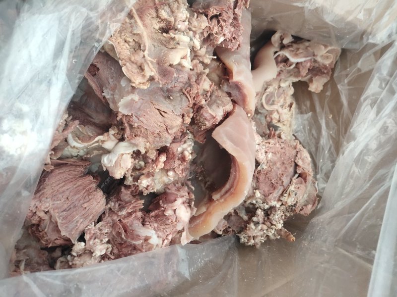 熟牛头肉做小包装纯手工切块切片需要的