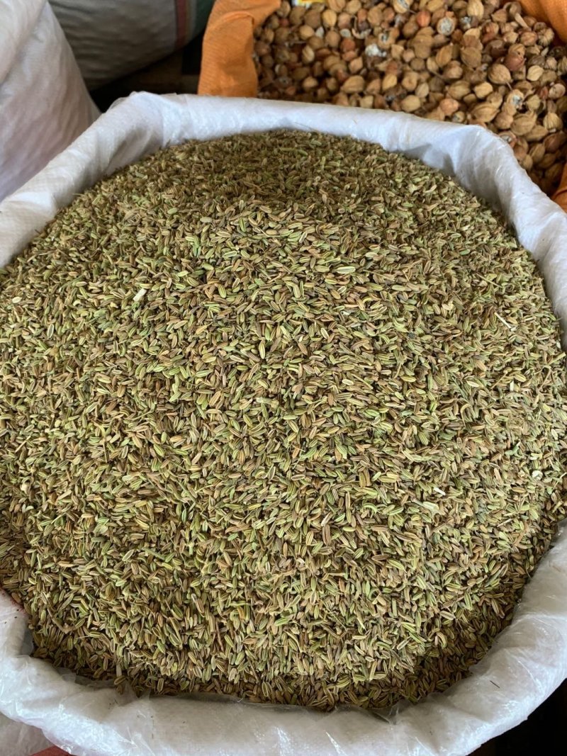 小茴香颜色好，味道浓，货好价优，量大从优