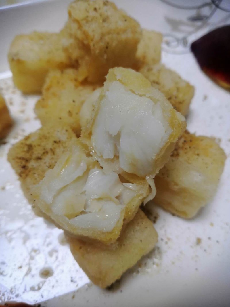 深海鲽鱼切块鱼米花
