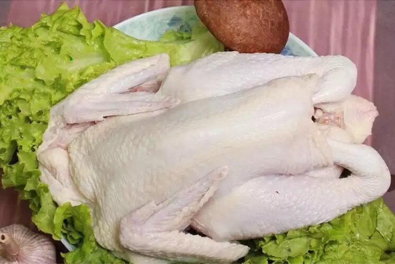 冰鲜白条鸡