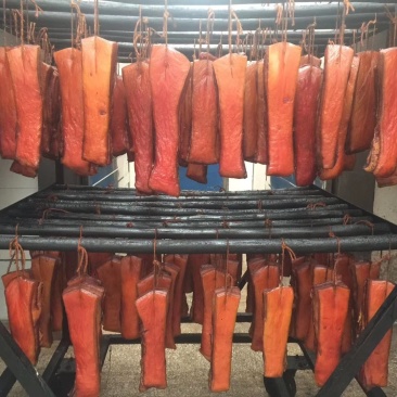 湘西腊肉，腊猪脚