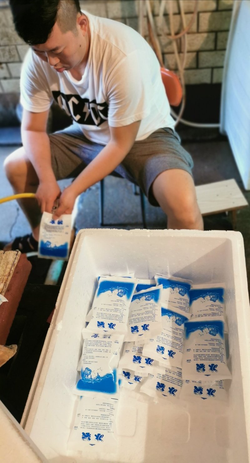 实拍正宗精品特级仙居东魁杨梅！各级别都有货！支持视频看货
