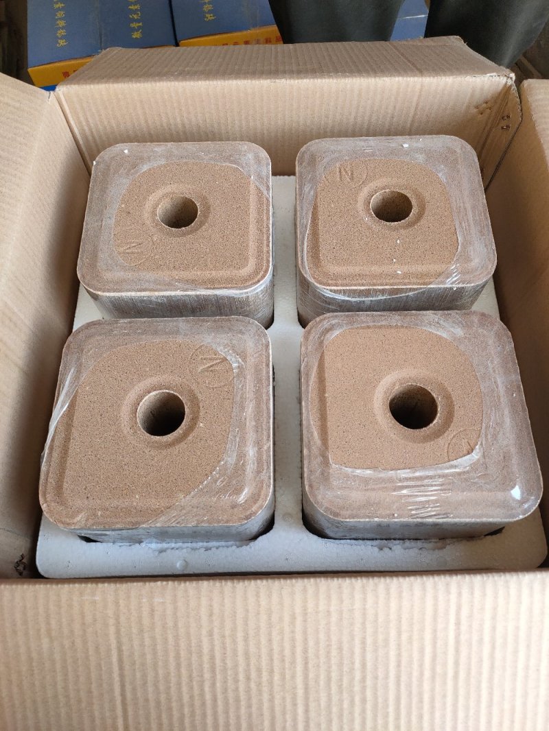 欢蓄牛羊舔砖高档泡沫箱包装成本高含量高用于牛羊使用