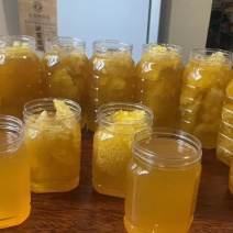 少量供应老挝野生蜂蜜