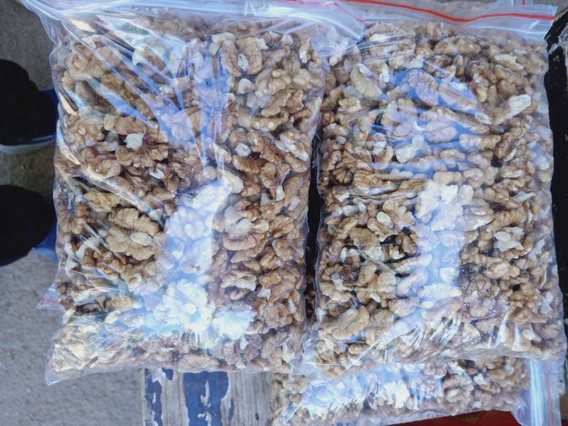 核桃仁陕西商洛深山老树核桃仁全白，质量保证