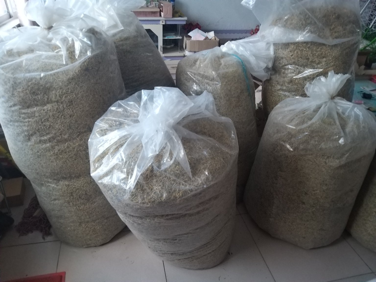 莽草成品与包装展示图
