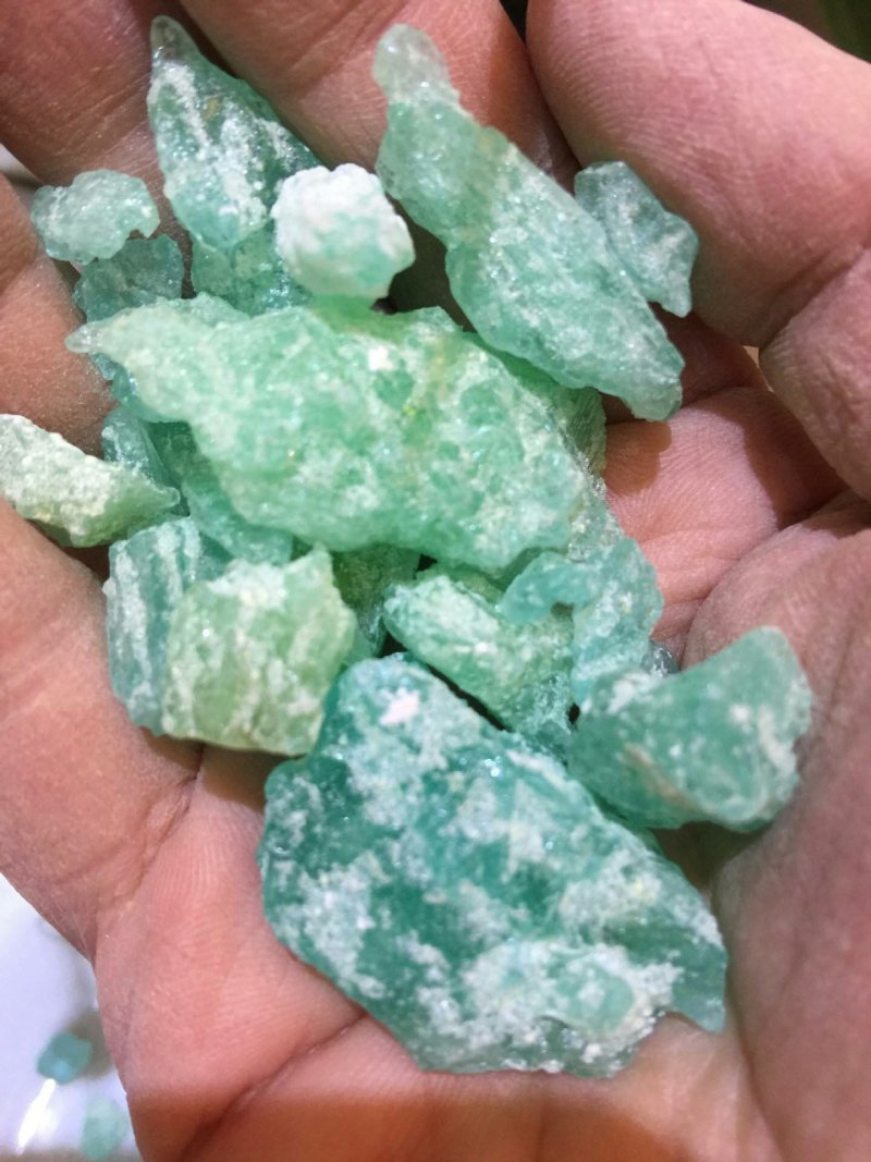 绿矾，常年批发供应冷背中药材绿矾