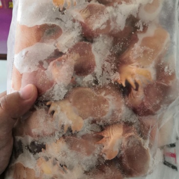 箱装鸡头